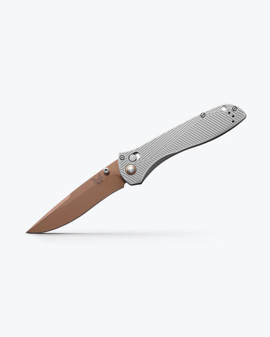 BENCHMADE SEVEN | TENâ„¢ | GRAY ALUMINUM | RECURVE