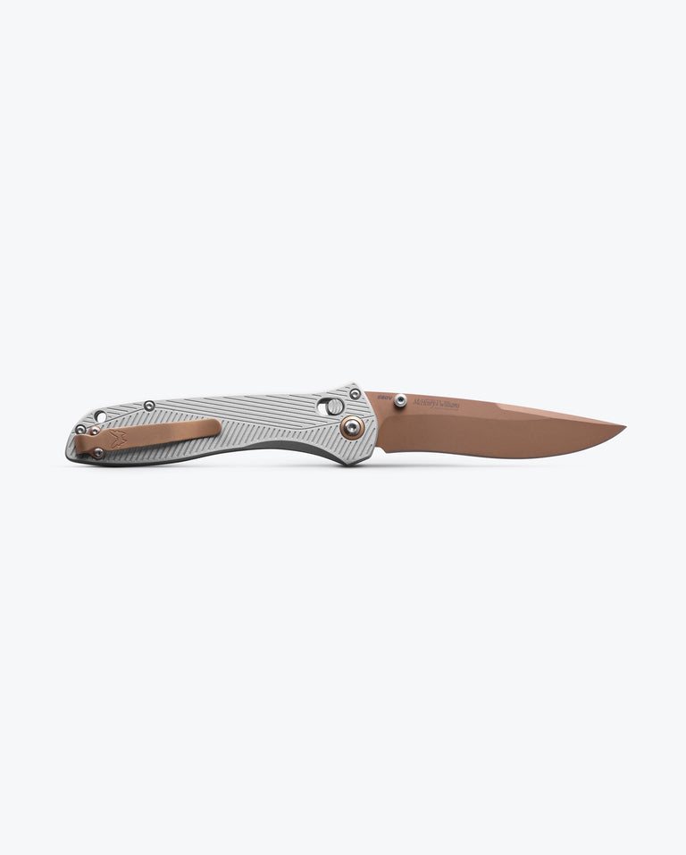 Load image into Gallery viewer, BENCHMADE SEVEN | TEN™ | GRAY ALUMINUM | RECURVE
