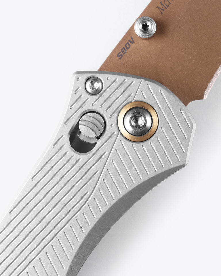 Load image into Gallery viewer, BENCHMADE SEVEN | TEN™ | GRAY ALUMINUM | RECURVE
