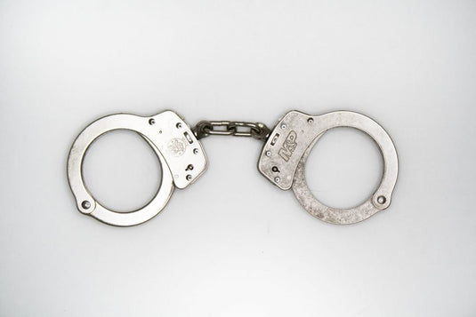 S&W Model 100 M&P Lever Lock Handcuffs - Tactical Wear